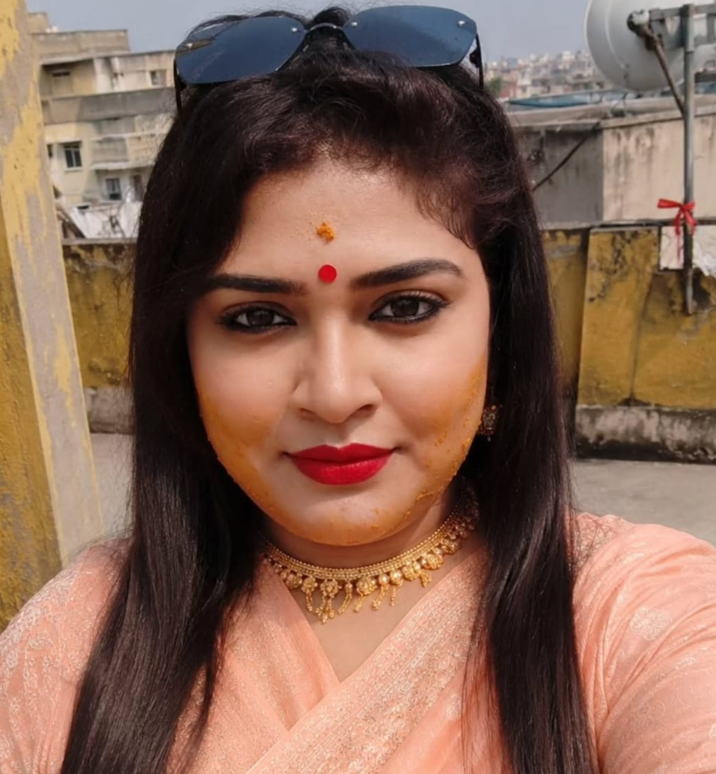 একসাথে দুই নারী
